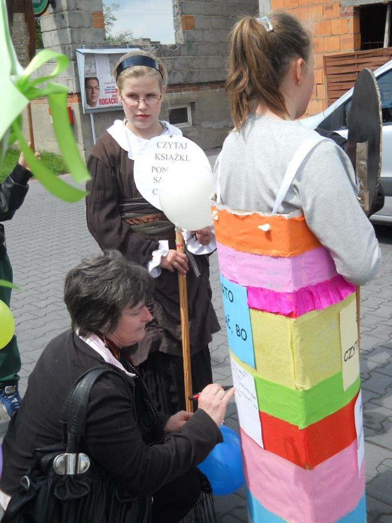 Happening promujący czytelnictwo